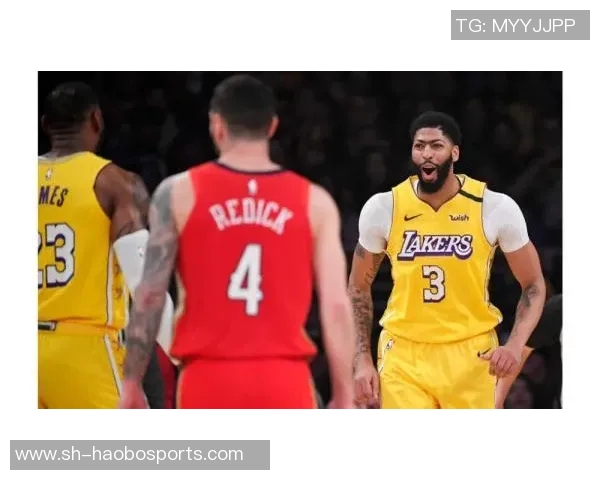 帕金斯对浓眉身材变化的看法:树立榜样保持良好体型的重要性 帕金斯对浓眉身材变化的看法:树立榜样保持良好体型的重要性