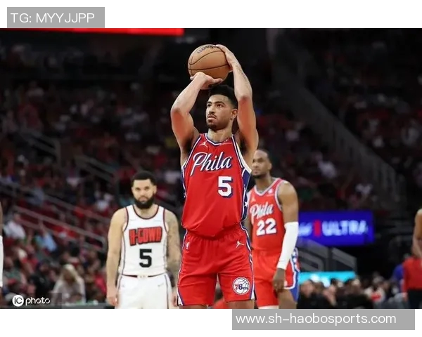 格莱姆斯重返76人签约一年870万资质报价引发关注 格莱姆斯重返76人签约一年870万资质报价引发关注