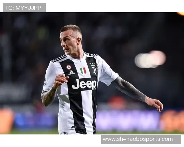 贝纳德斯基揭秘C罗真实个性谦逊友善与团队融洽相处 贝纳德斯基揭秘C罗真实个性谦逊友善与团队融洽相处