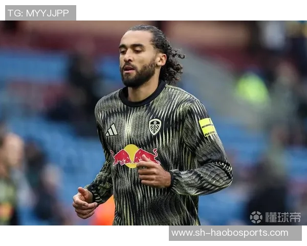 英超球员本周赛前首次单膝下跪共同反对种族歧视行动 英超球员本周赛前首次单膝下跪共同反对种族歧视行动