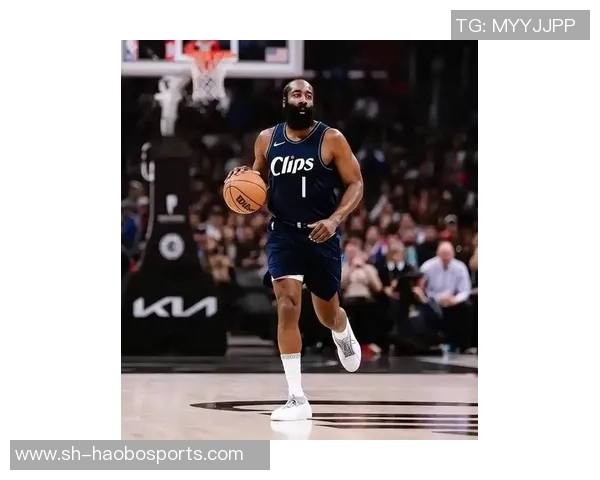 哈登表示球队阵容深度提升将努力寻找最佳阵容配置以争取胜利 哈登表示球队阵容深度提升将努力寻找最佳阵容配置以争取胜利