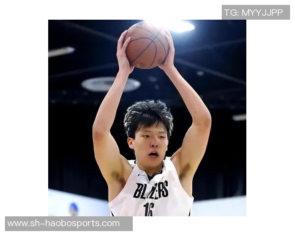 媒体人称赞杨瀚森具备出色球商与心态调整能力强令其前景可期