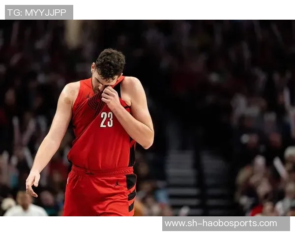 克林根状态低迷是否与伤病有关对手轻松得分引发关注